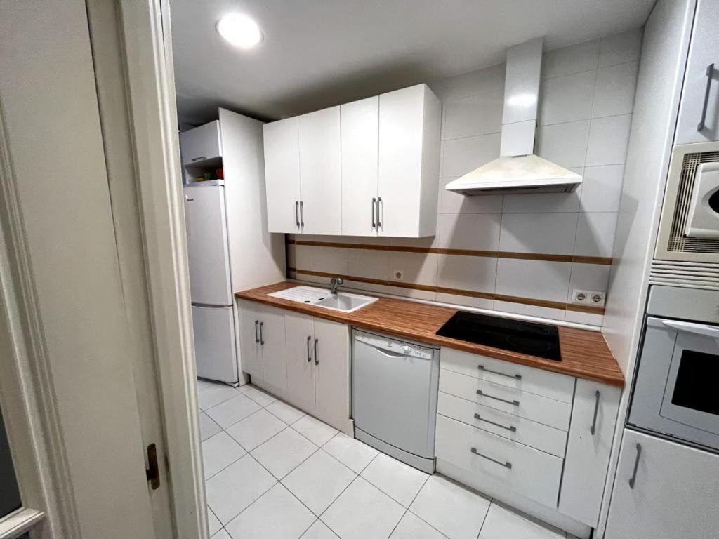 Apartamento Junto Al Puerto Deportivo De Estepona Exterior photo